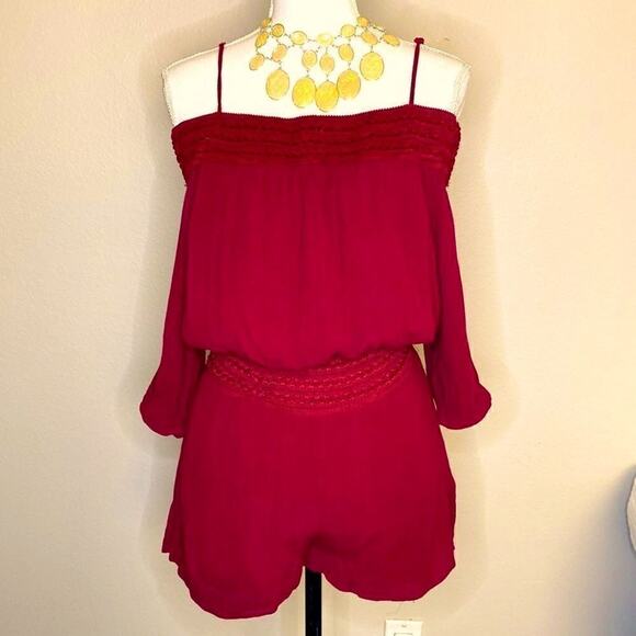 Purple Snow Burgundy Red 3/4 Sleeve Cold Shoulder Crinkle Romper Lined Sz S Vid - Picture 1 of 16